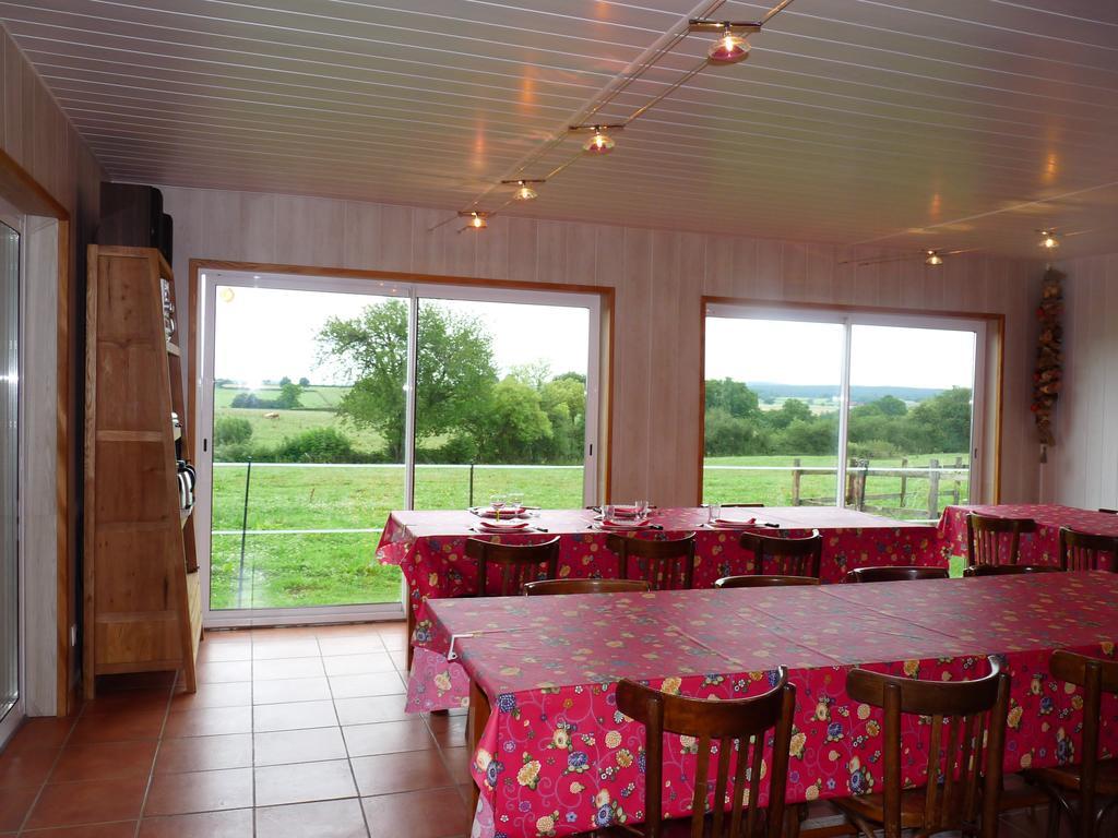 Le Trot'In Chair Bed & Breakfast Martigny-le-Comte Exterior photo