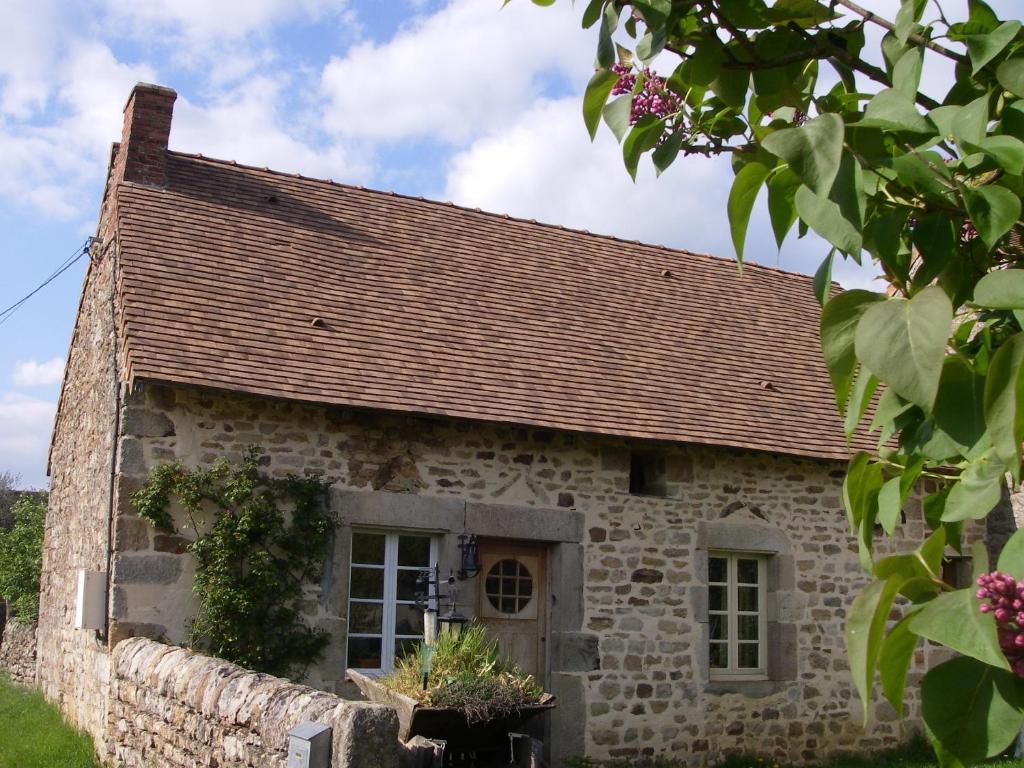 Le Trot'In Chair Bed & Breakfast Martigny-le-Comte Exterior photo